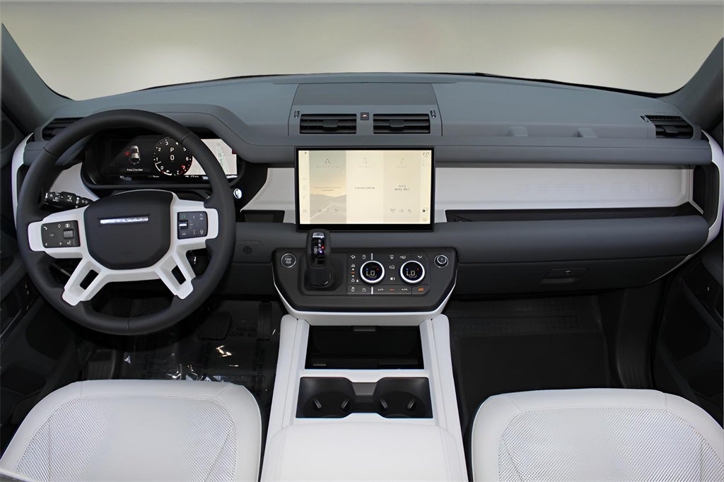 2025 Land Rover Defender 110 S