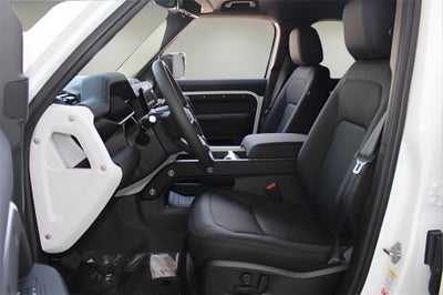 2025 Land Rover Defender 110 S