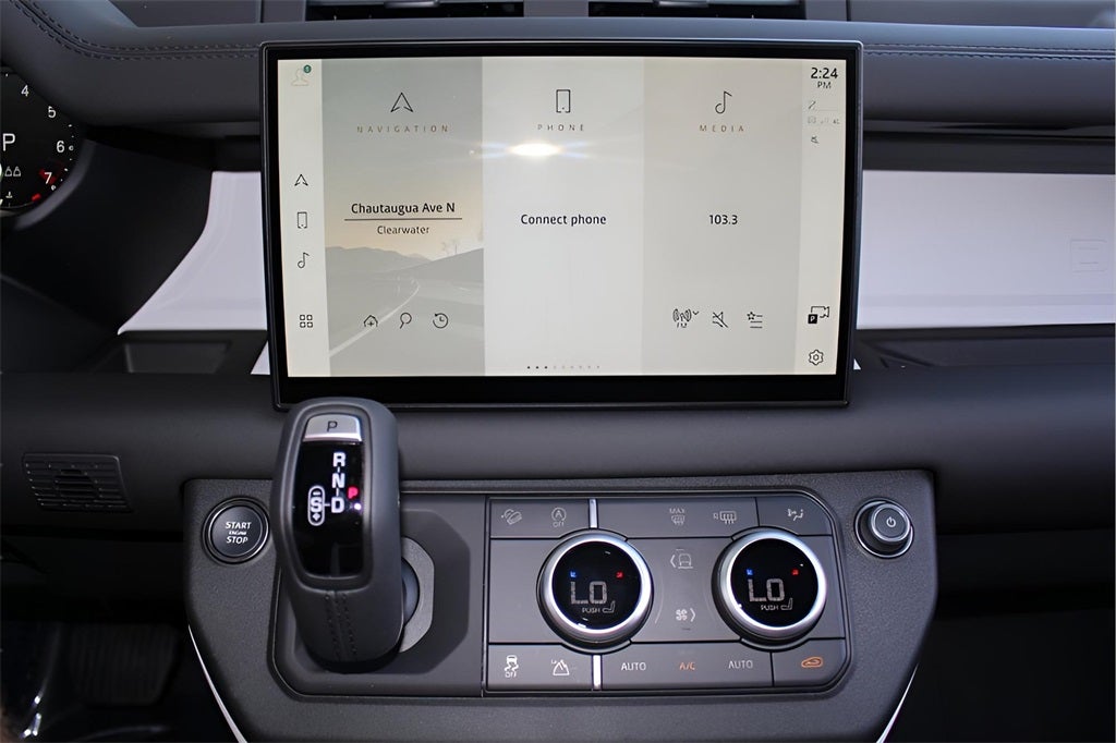 2025 Land Rover Defender 110 S