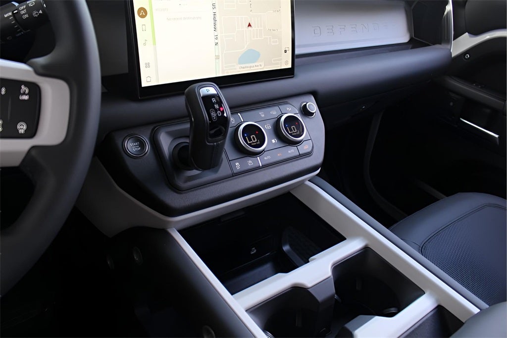 2025 Land Rover Defender 110 S