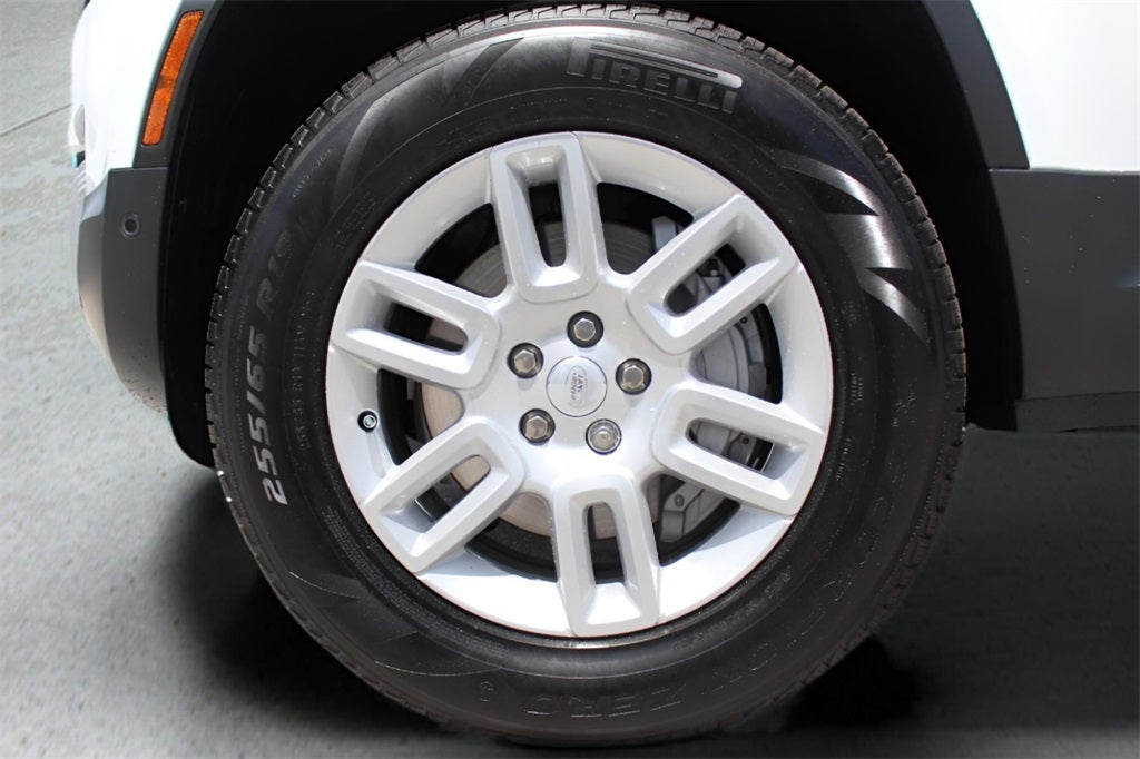 2025 Land Rover Defender 110 S