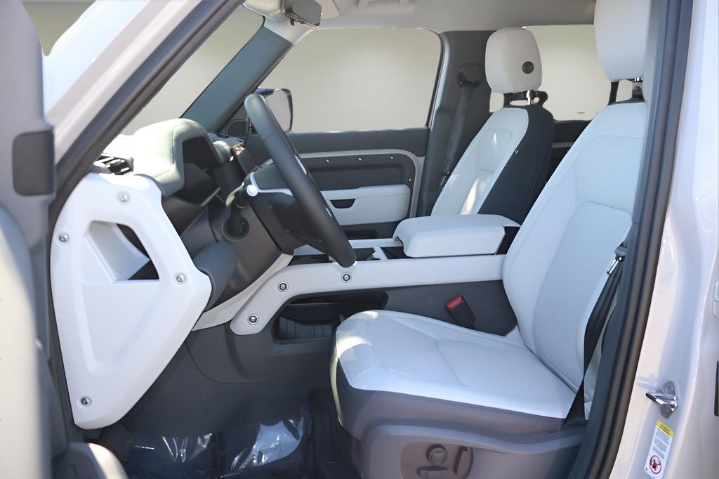 2026 Land Rover Defender 110 S