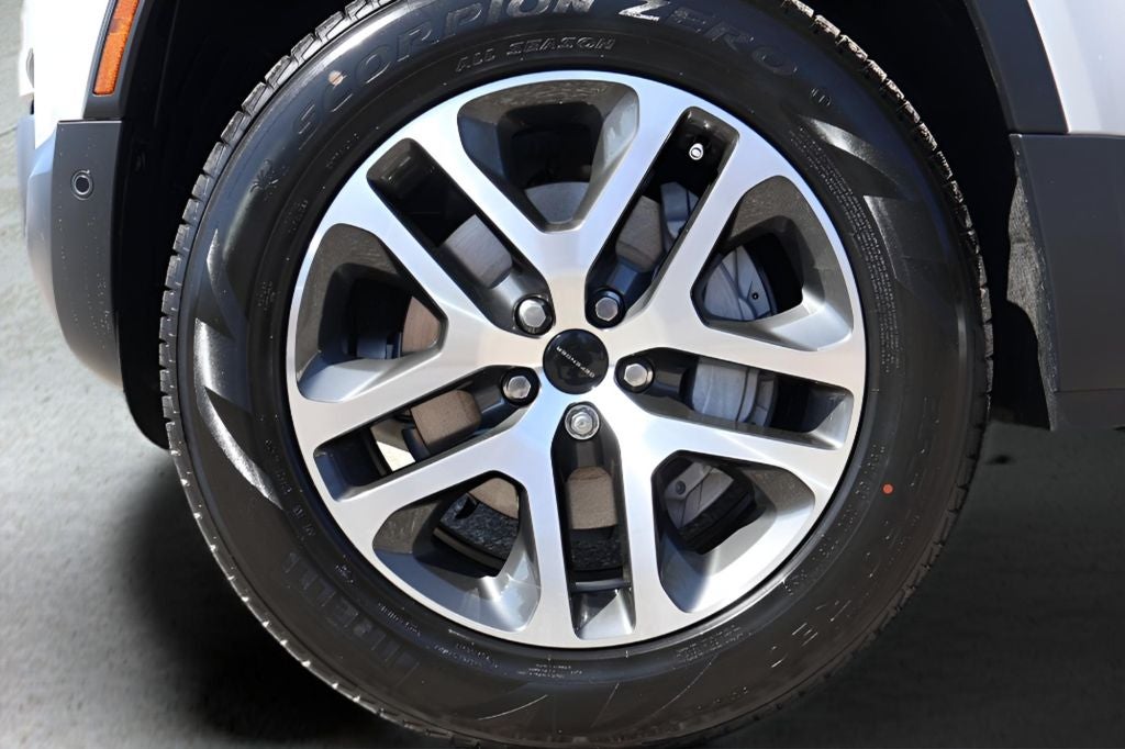 2026 Land Rover Defender 110 S