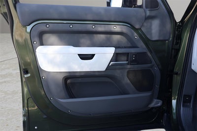 2026 Land Rover Defender 110 S