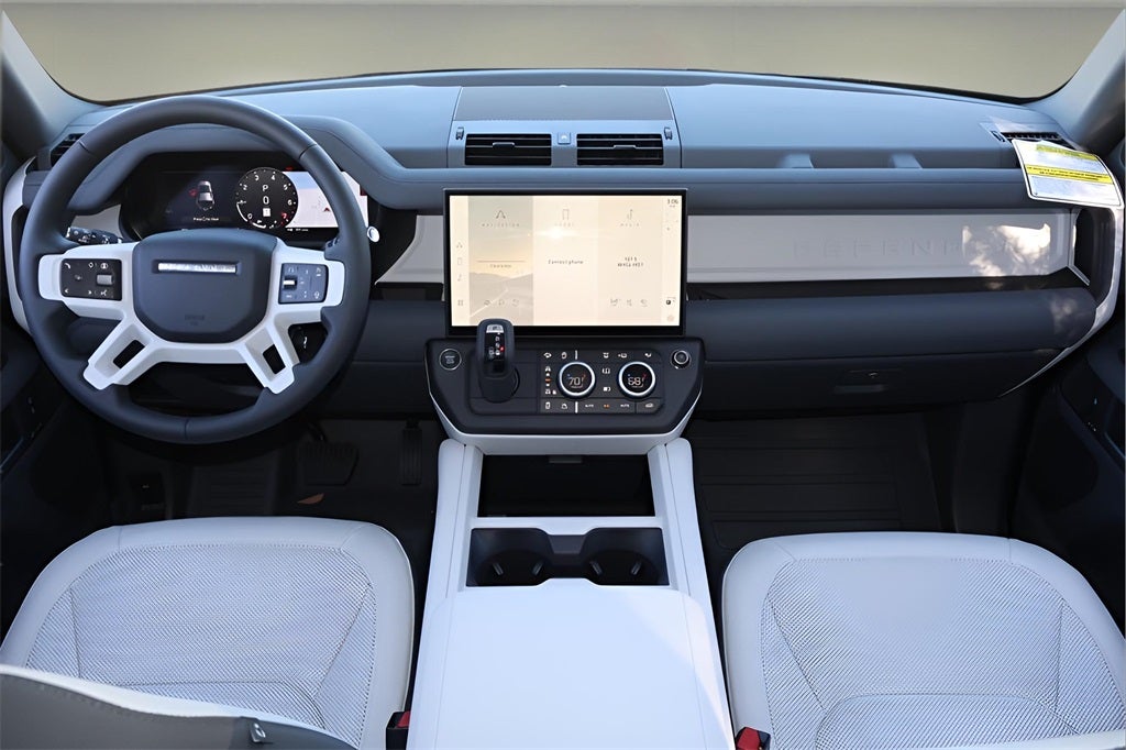 2026 Land Rover Defender 110 S