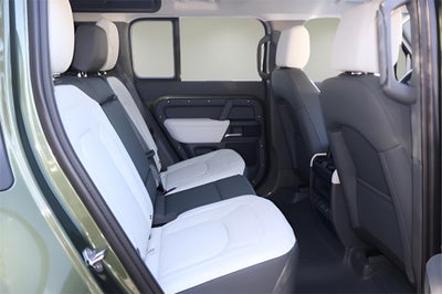 2026 Land Rover Defender 110 S