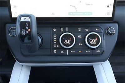 2026 Land Rover Defender 110 S