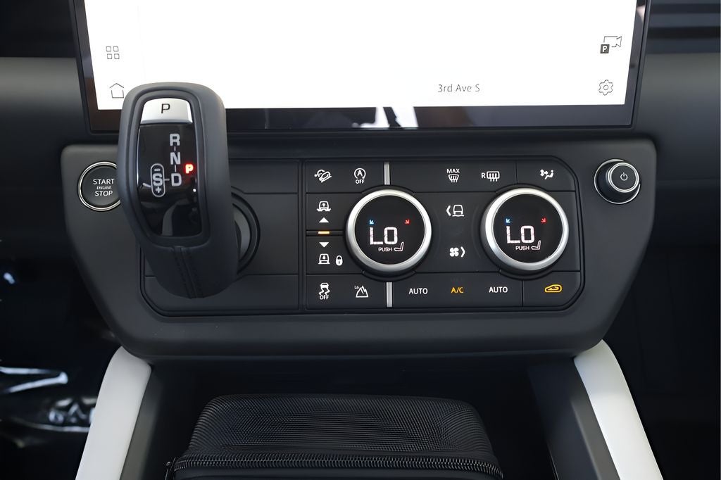 2026 Land Rover Defender 110 S
