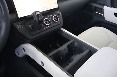 2026 Land Rover Defender 110 S