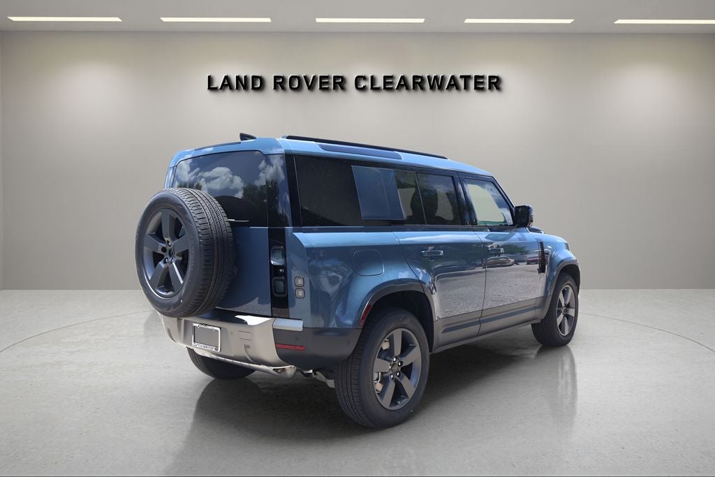 2026 Land Rover Defender 110 S