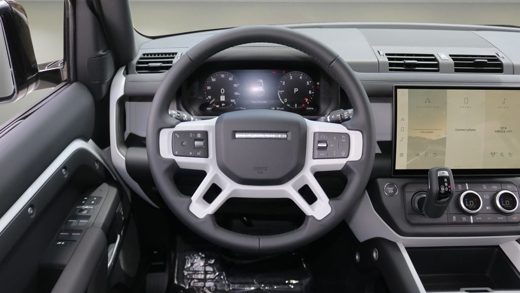2026 Land Rover Defender 110 S