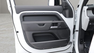 2026 Land Rover Defender 110 S