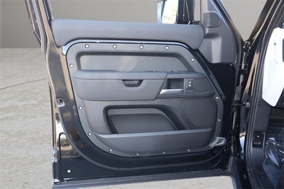 2026 Land Rover Defender 110 S