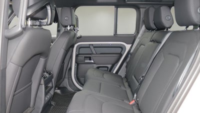 2026 Land Rover Defender 110 S