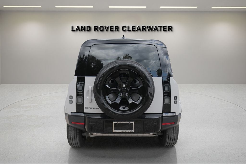 2026 Land Rover Defender 110 S