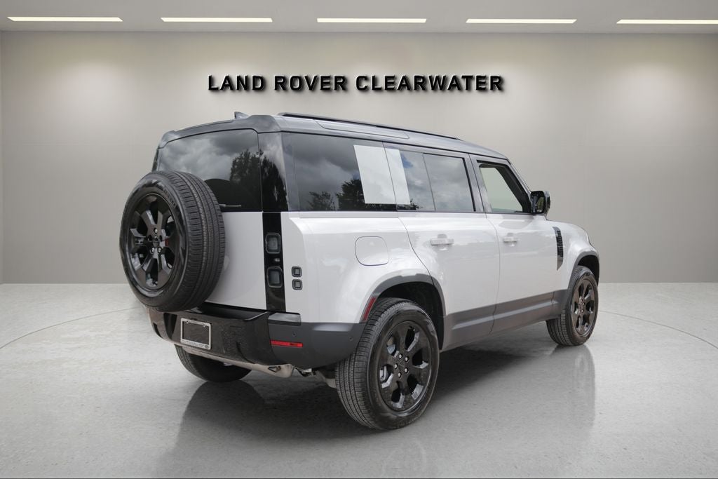 2026 Land Rover Defender 110 S