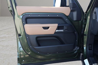 2026 Land Rover Defender 110 S