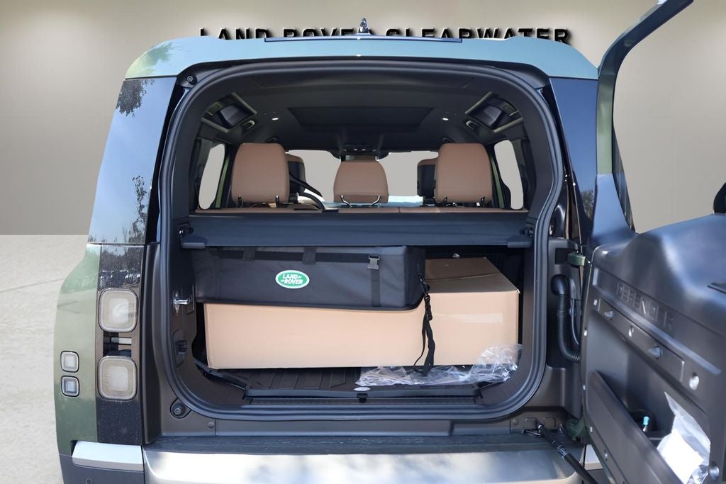 2026 Land Rover Defender 110 S