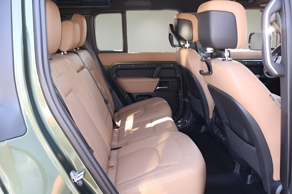 2026 Land Rover Defender 110 S