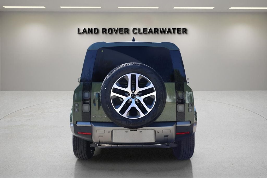 2026 Land Rover Defender 110 S