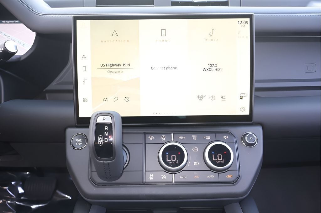 2026 Land Rover Defender 110 S