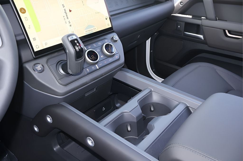2026 Land Rover Defender 110 S