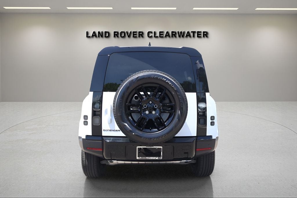 2026 Land Rover Defender 110 S