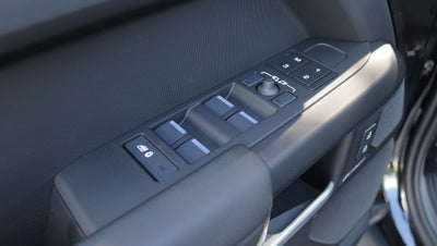 2026 Land Rover Defender 110 S