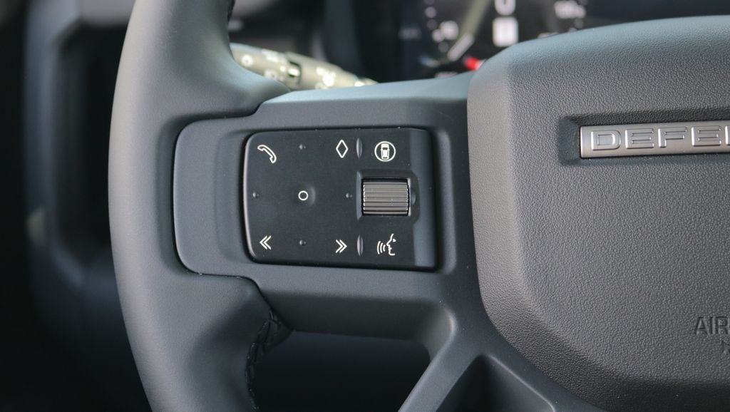2026 Land Rover Defender 110 S