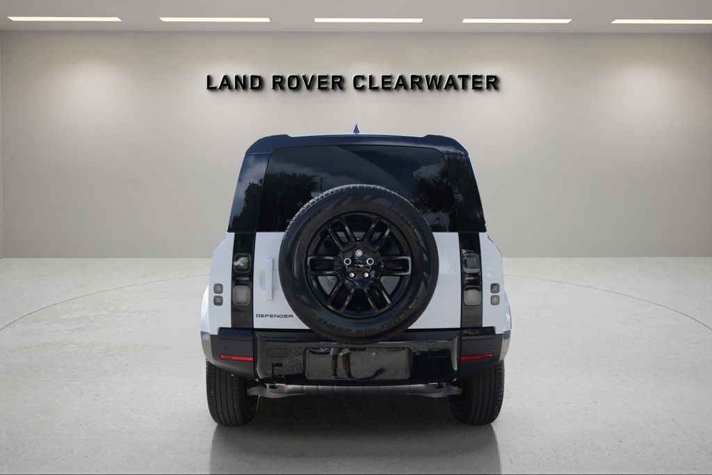2026 Land Rover Defender 110 S