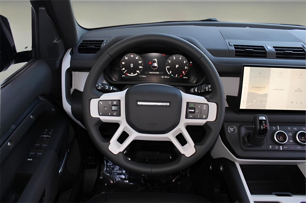 2025 Land Rover Defender 110 S