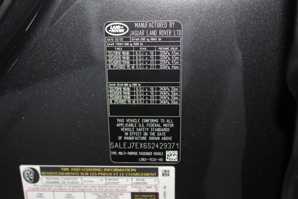 2025 Land Rover Defender 110 S