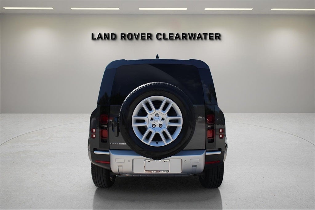 2025 Land Rover Defender 110 S