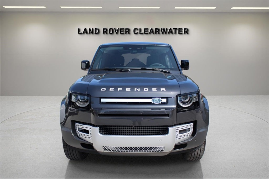 2025 Land Rover Defender 110 S