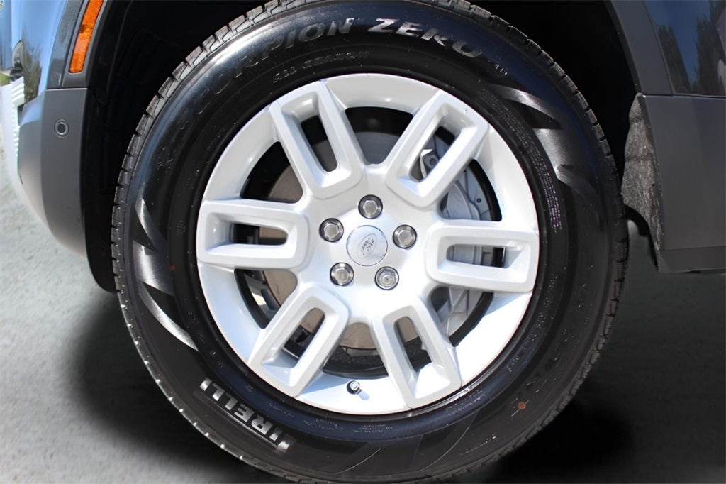 2025 Land Rover Defender 110 S