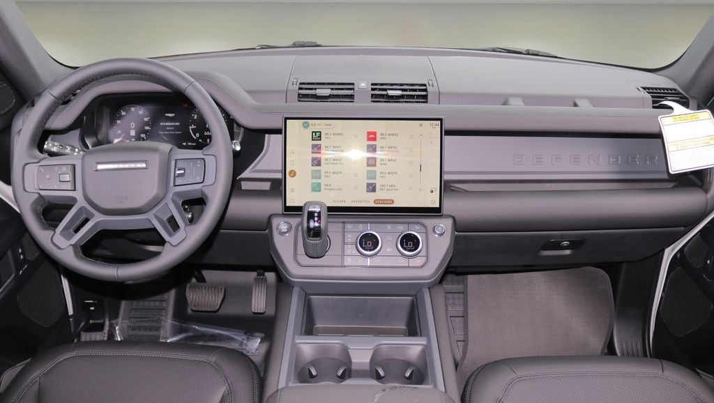 2026 Land Rover Defender 110 S
