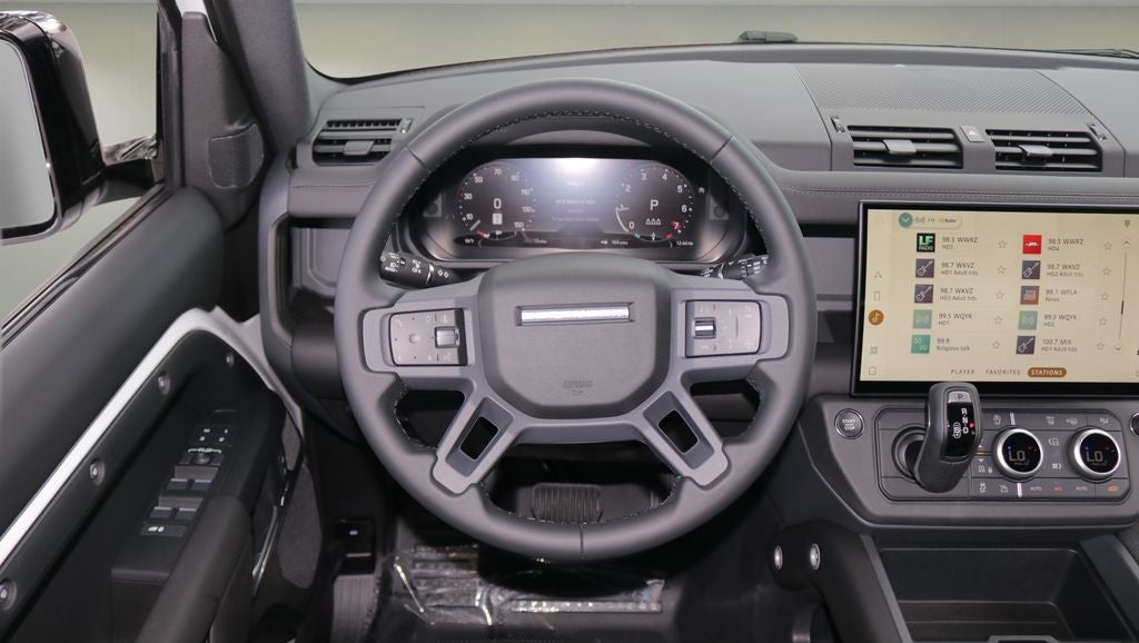 2026 Land Rover Defender 110 S