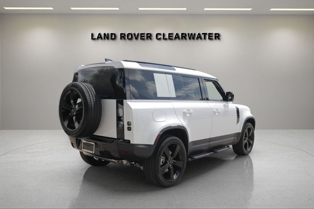 2026 Land Rover Defender 110 S