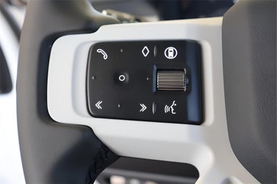 2025 Land Rover Defender 110 S