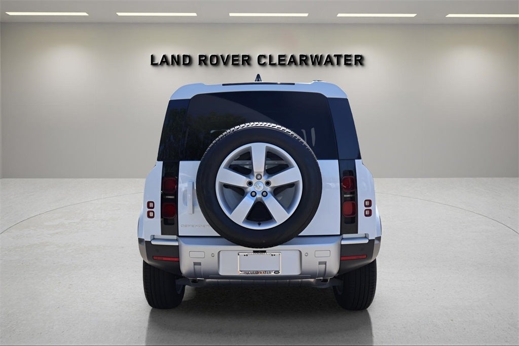 2025 Land Rover Defender 110 S