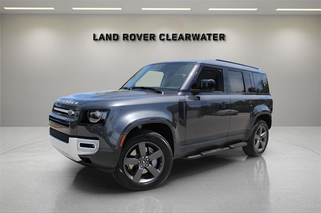 2025 Land Rover Defender 110 S