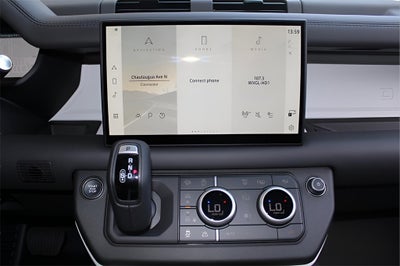 2025 Land Rover Defender 110 S