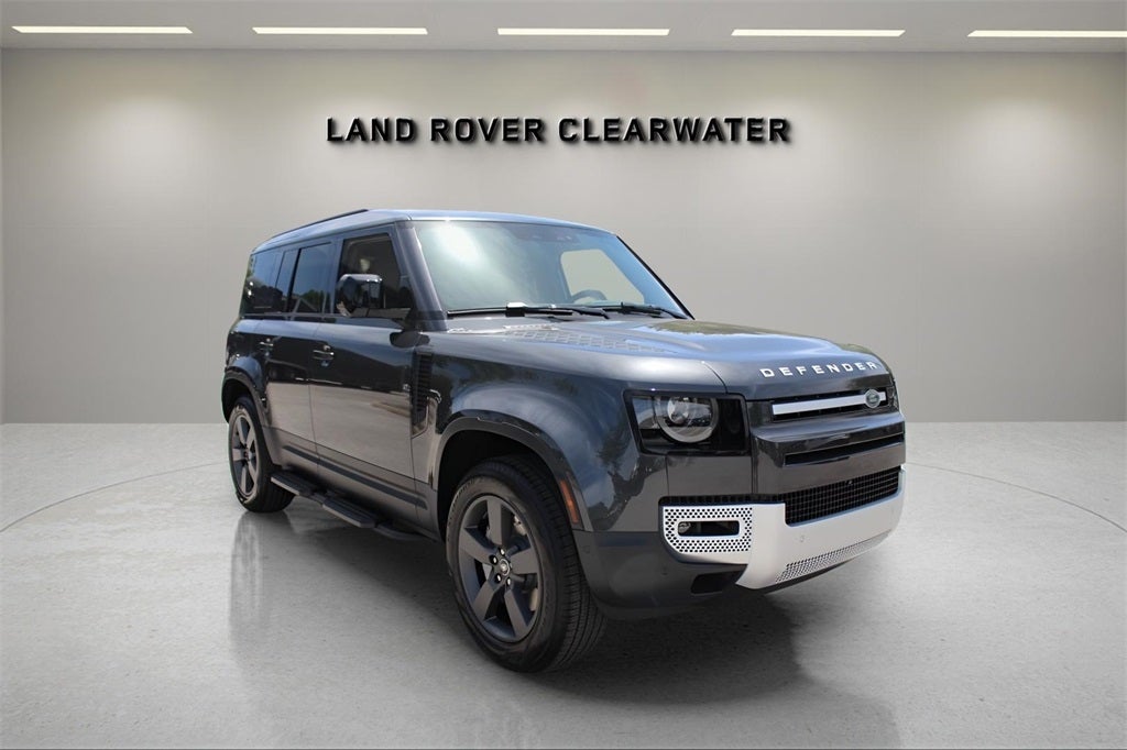 2025 Land Rover Defender 110 S