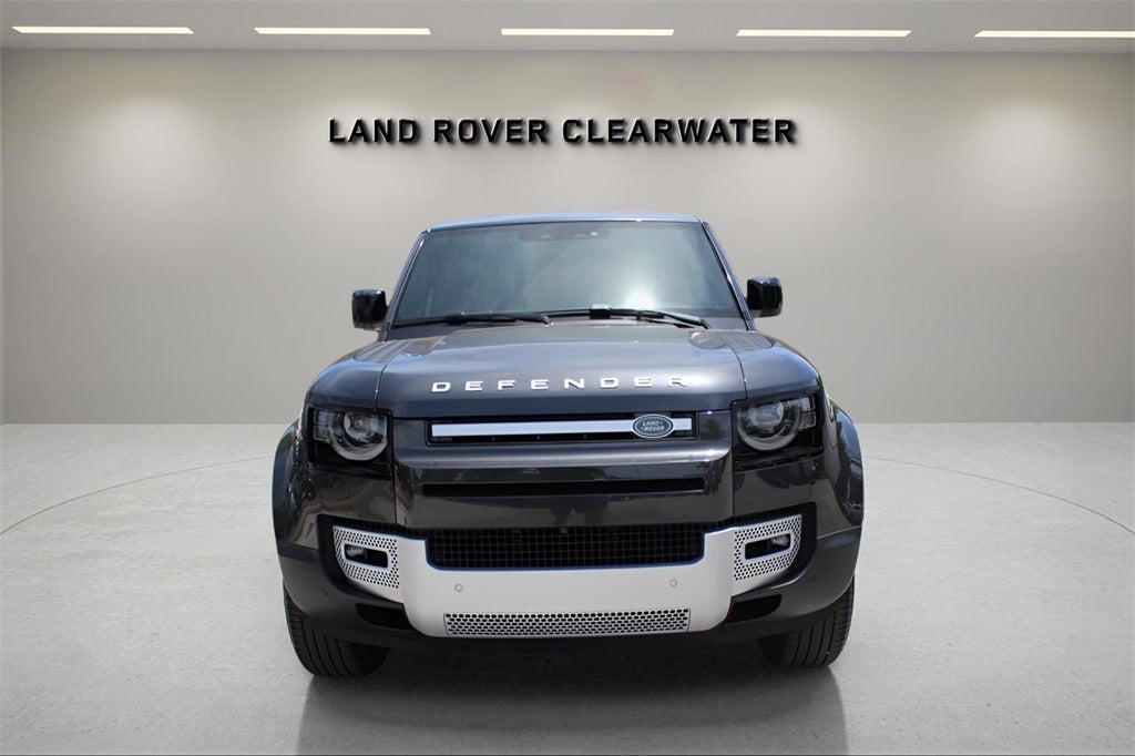 2025 Land Rover Defender 110 S