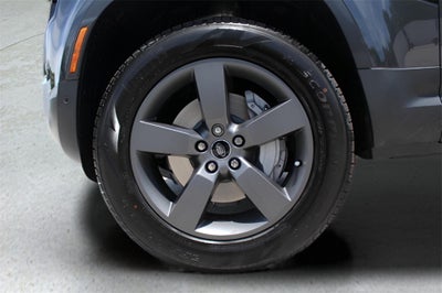 2025 Land Rover Defender 110 S