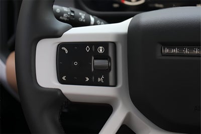 2025 Land Rover Defender 110 S