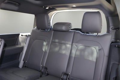 2025 Land Rover Defender 130 S