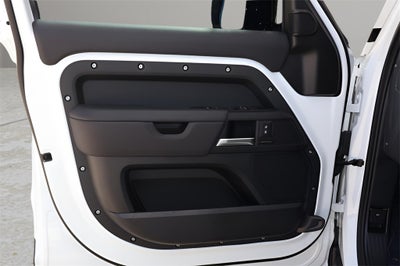 2025 Land Rover Defender 130 S