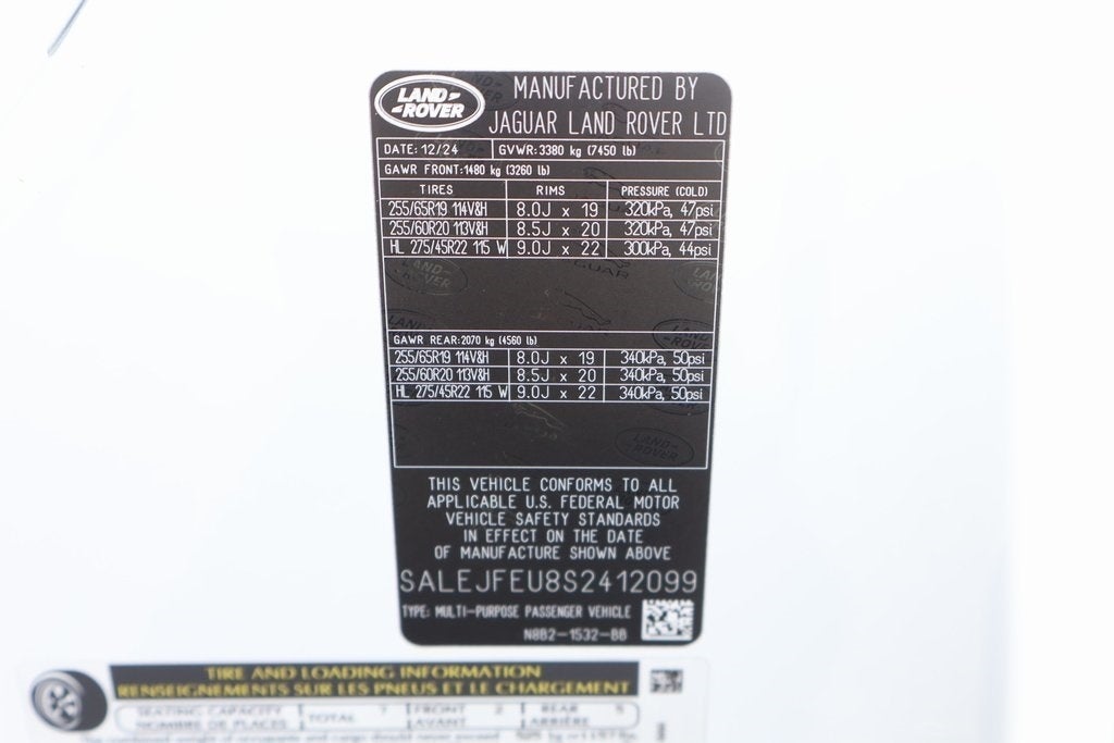 2025 Land Rover Defender 130 S