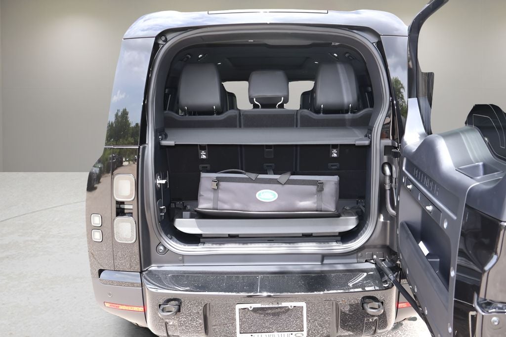 2026 Land Rover Defender 130 S